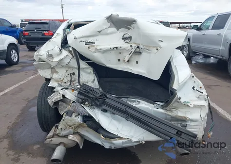 2015 Nissan Altima 2.5 S из США, поврежденный, VIN 1N4AL3AP6FN897240